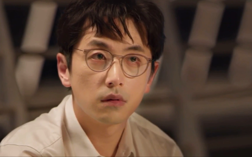 白客万万没想到我爱上了王大锤这就是传说中的人夫感and破碎感嘛谁能