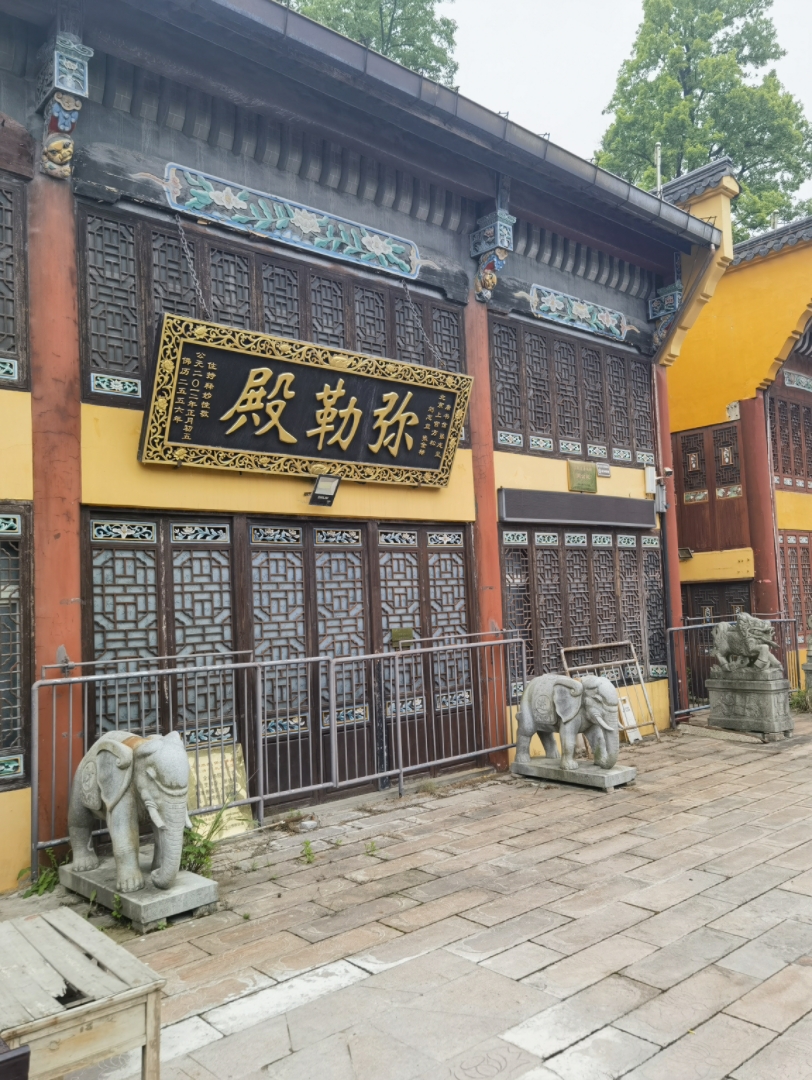 九华山闵公财神殿图片