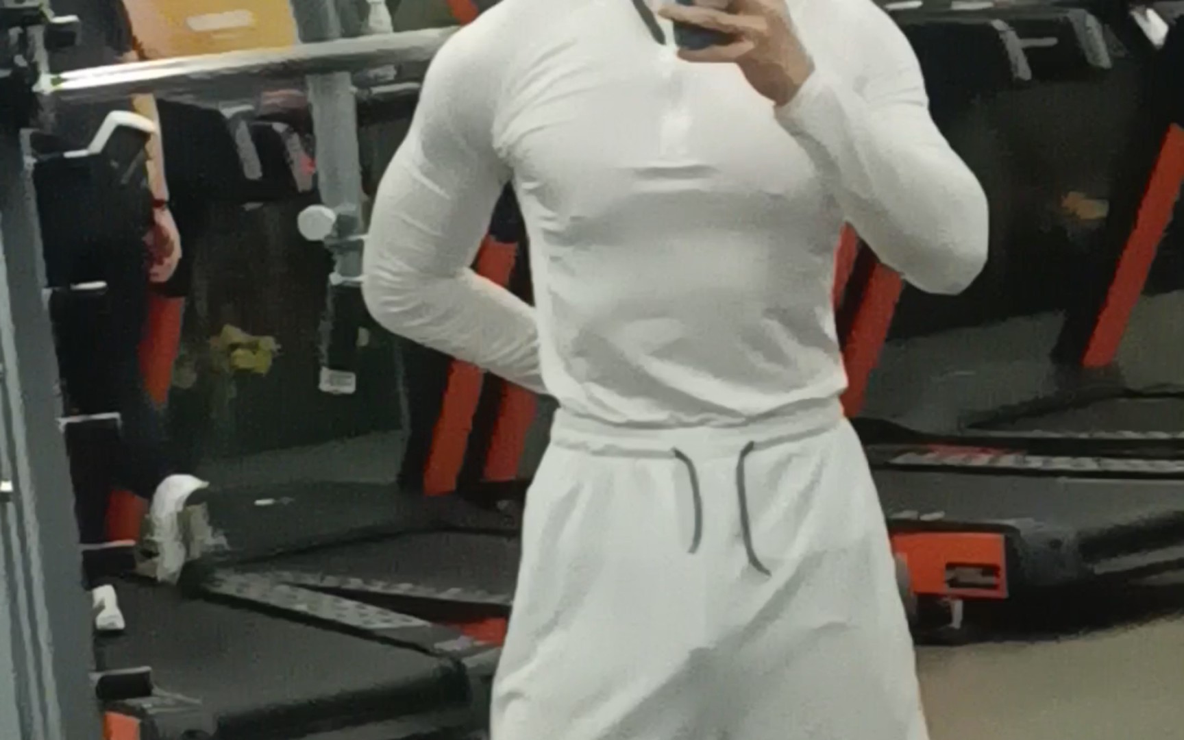 跑子迈,肌肉男,大胸肌♂,肌肉1