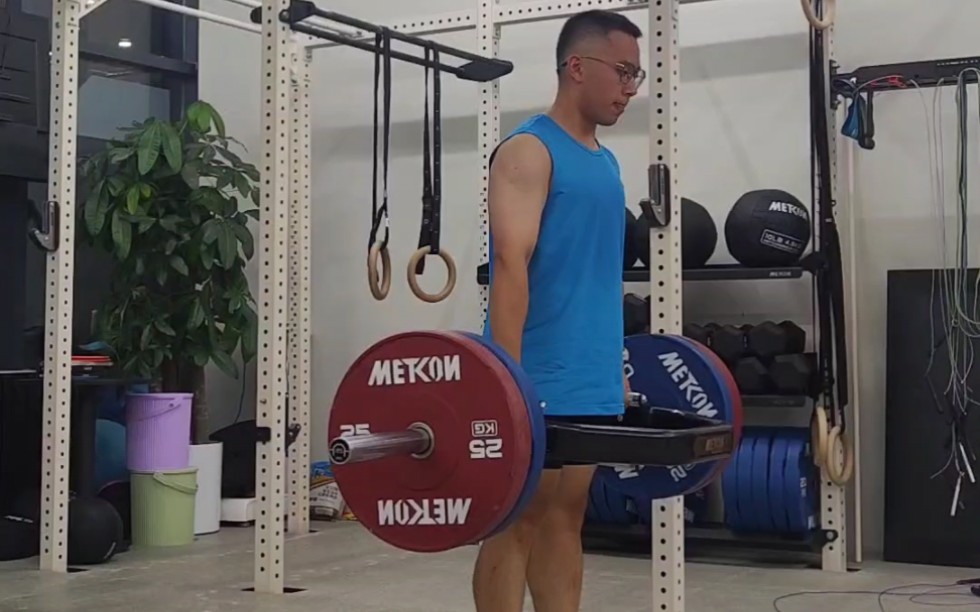 六角杠铃硬拉110kg 6×5