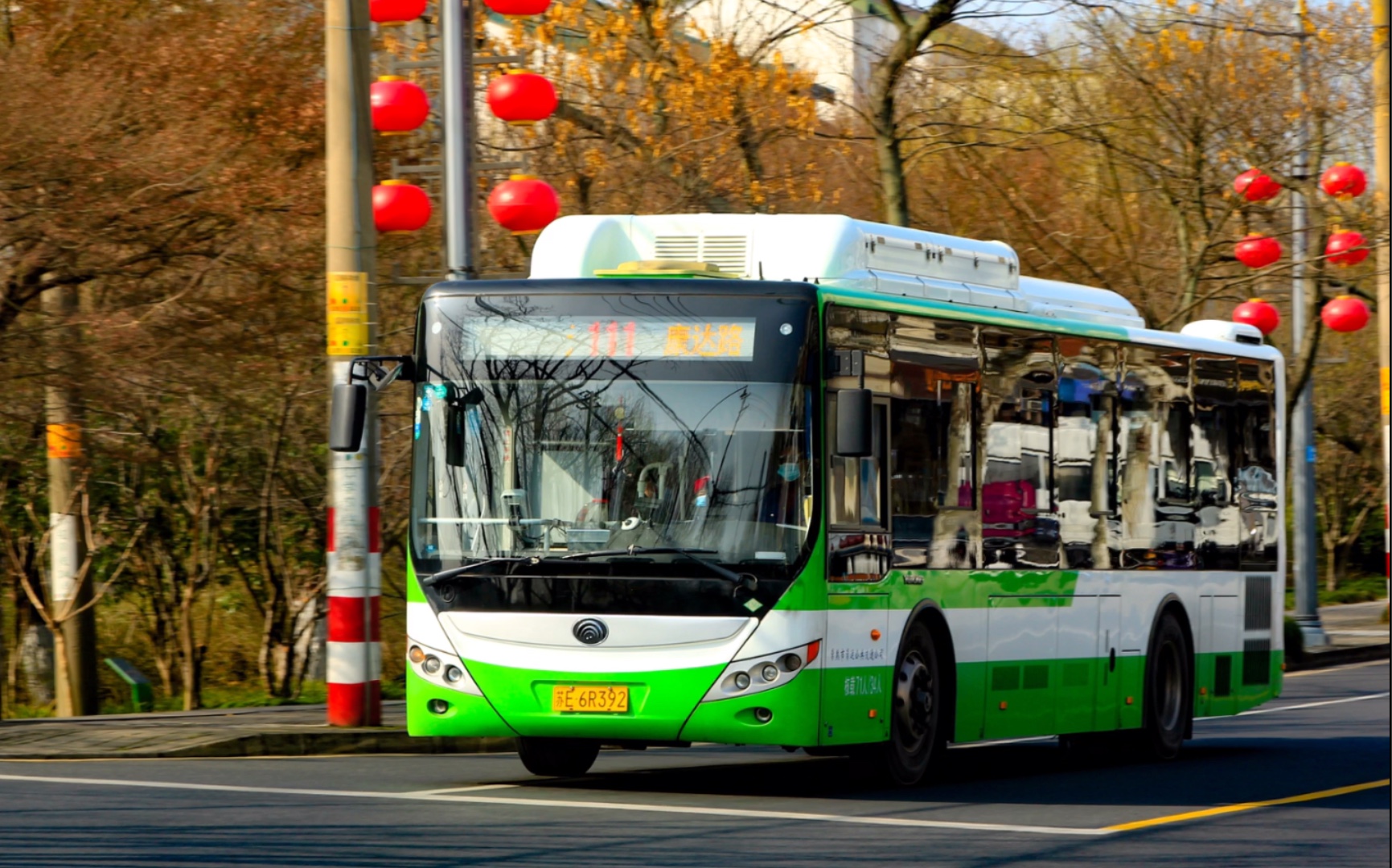 【坚硬的钢板】常熟公交 zk6105chevnpg33 h10 睿控国五行星排 原速