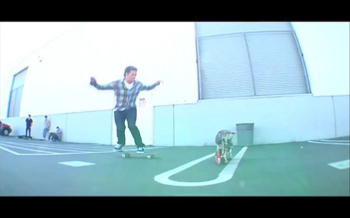 quiksilver race to skate reese forbes does 5 tricks over 2 boards哔哩哔哩bilibili