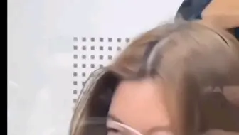 女大Orm也逃不过课堂汇报，她看自己也尴尬哈哈