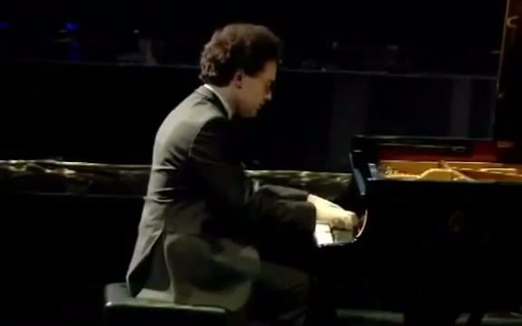 [图]【钢琴】基辛演奏 贝多芬月光奏鸣曲 Beethoven Sonata No. 14, "Moonlight Sonata"