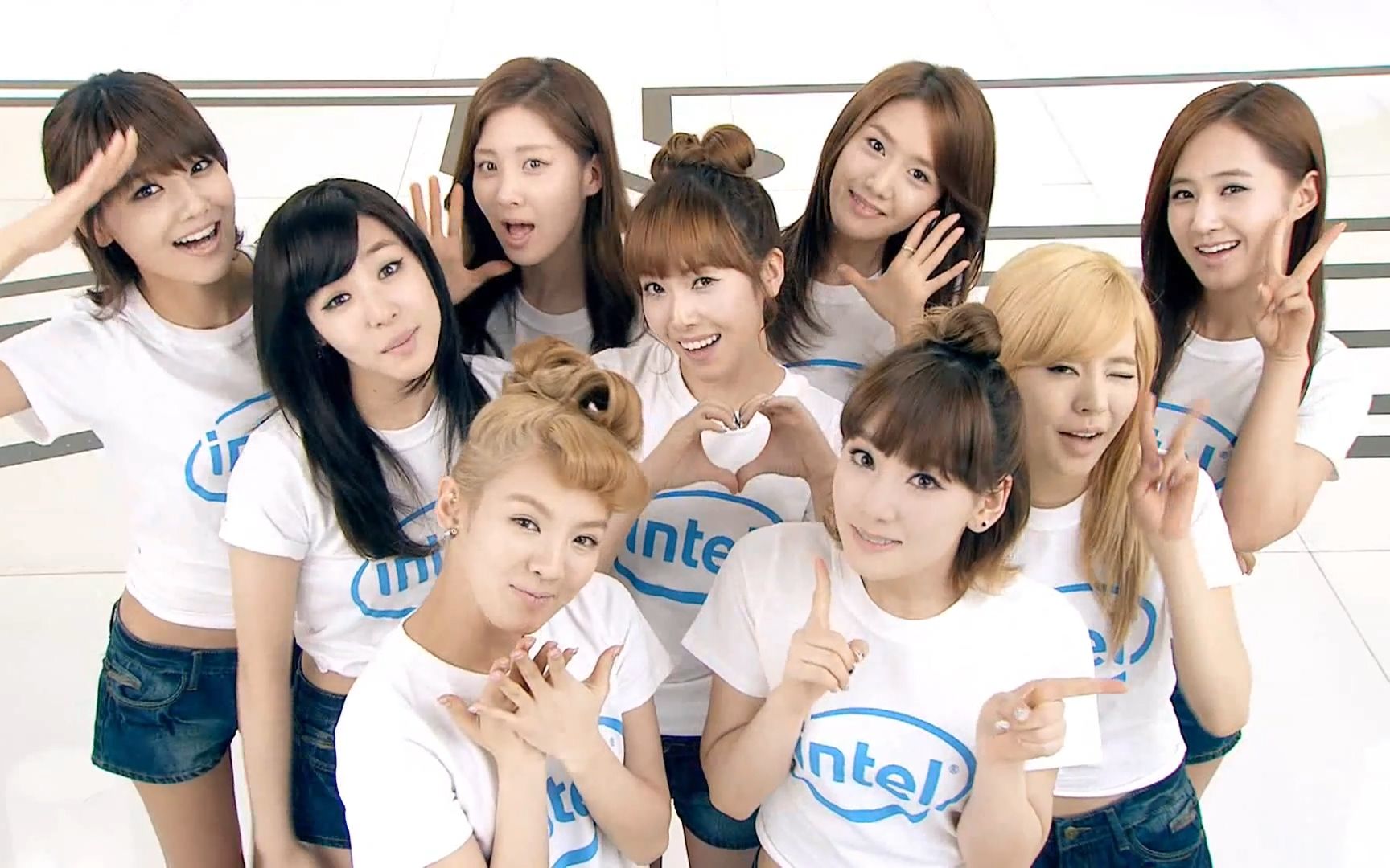 娱乐 综艺 2018-03-06 23:29 【cf】少女时代 英特尔cf 允儿 泰妍