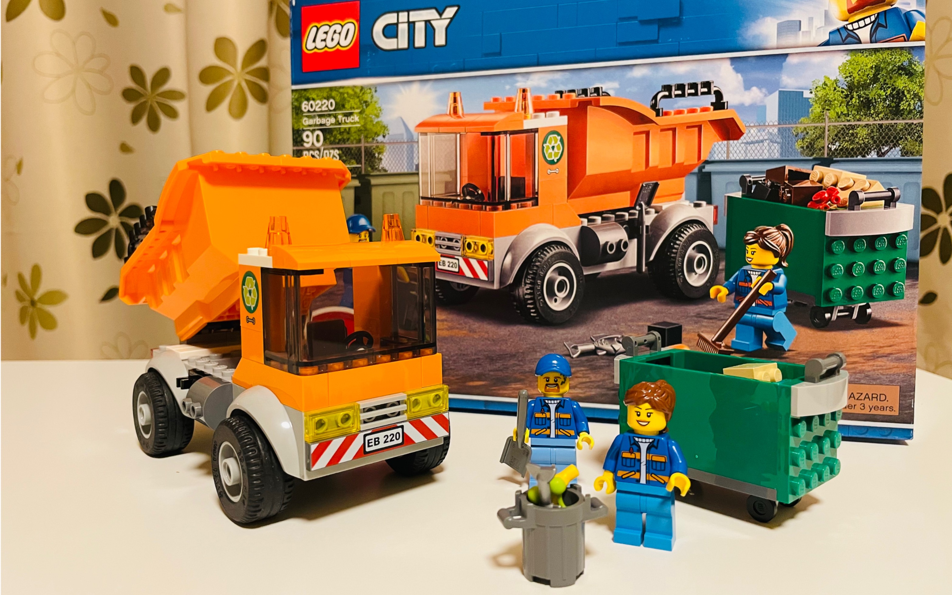 乐高小镇加入新成员乐高60220城市清理车开箱