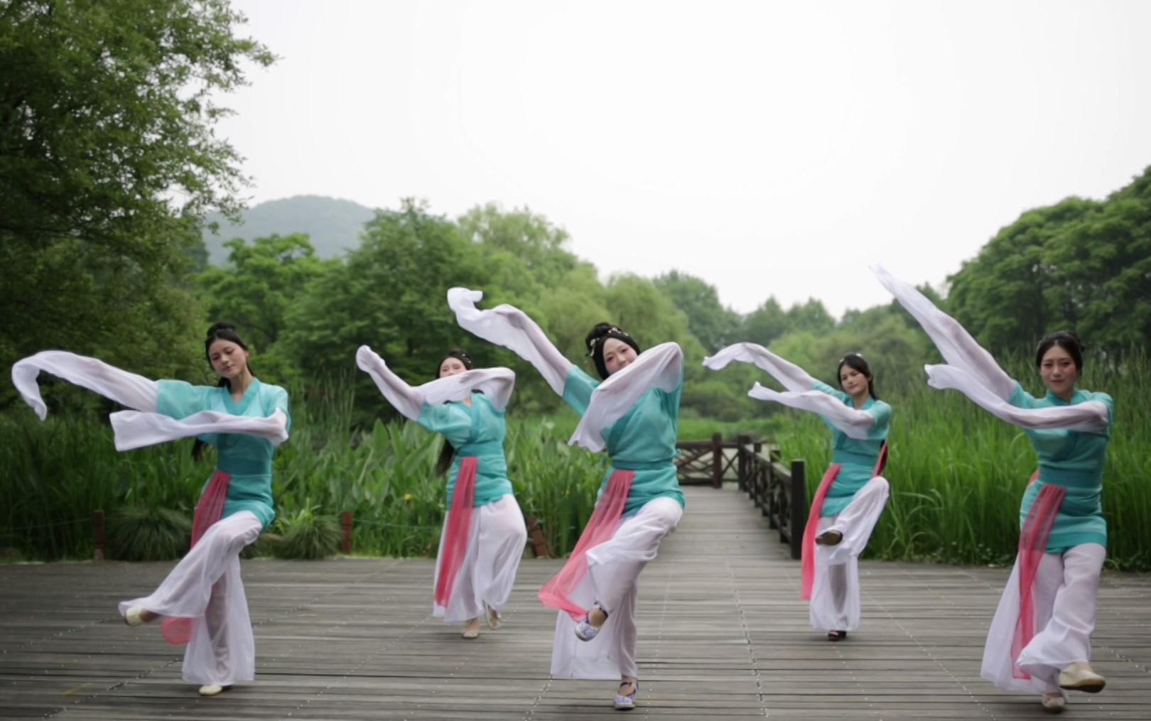 【香草雅社】古典舞《采薇》(《又见采薇》舞蹈纯享版)