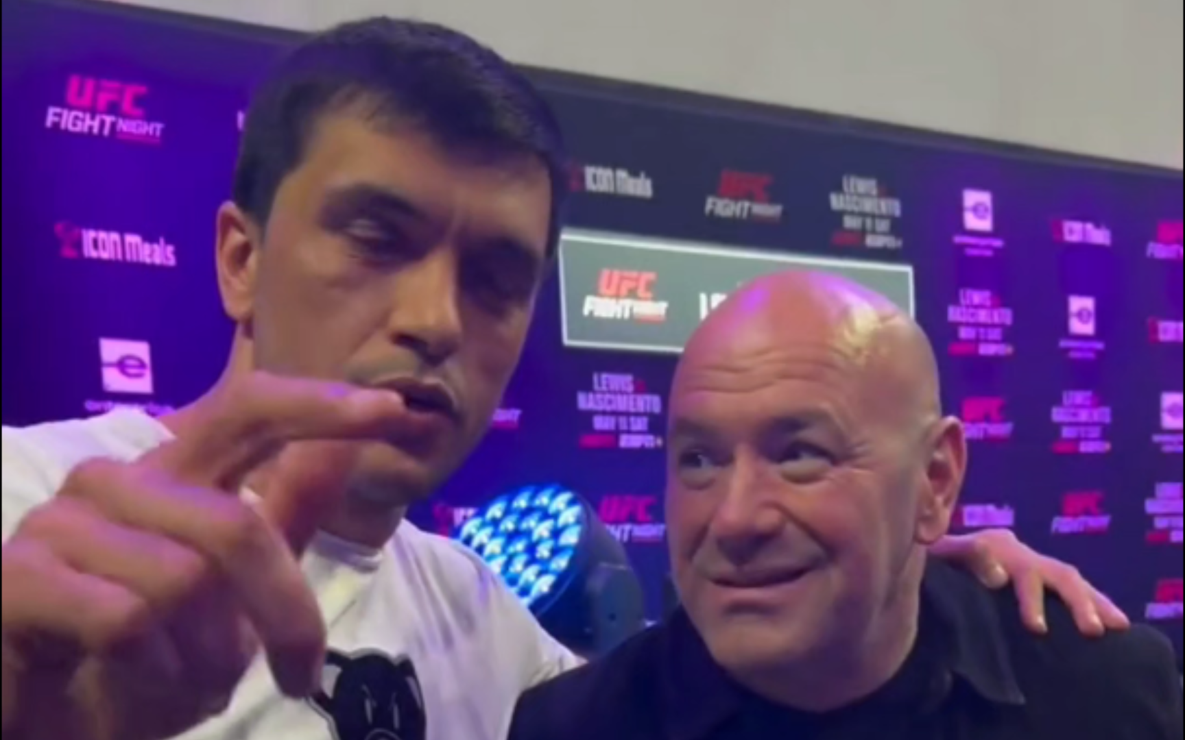 这老哥是不是想和ufc白大拿打一场