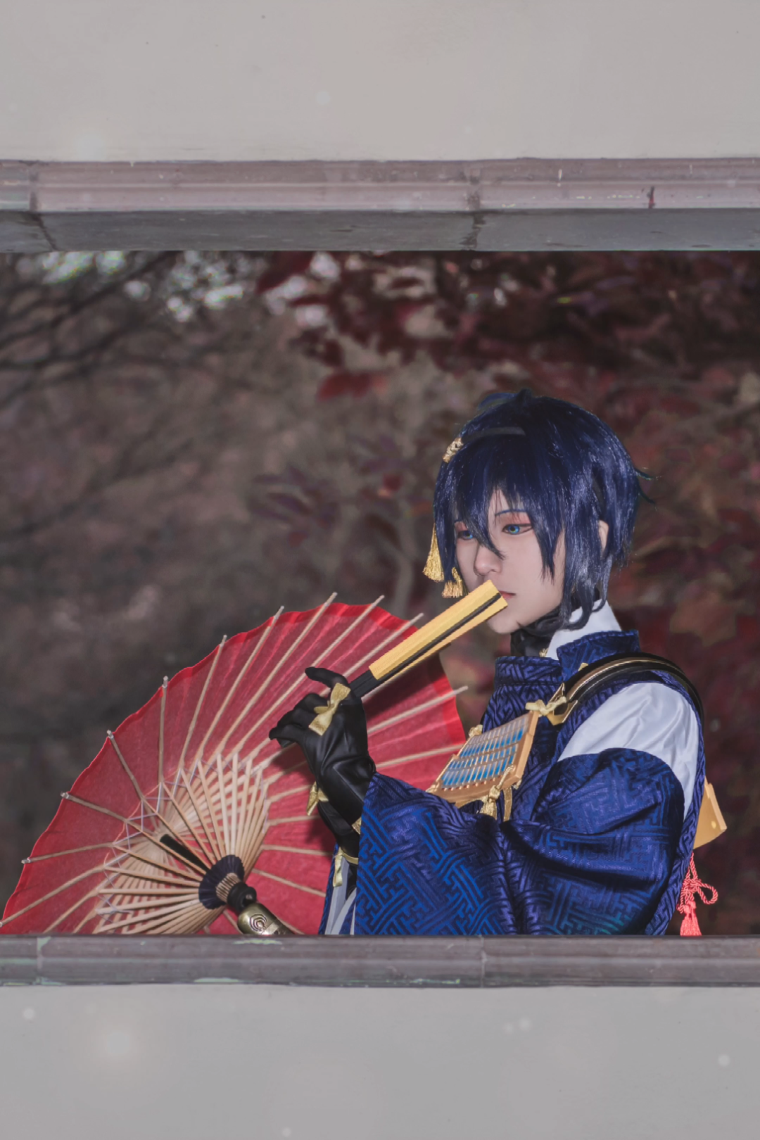 刀剑乱舞##三日月宗近##cos#月赏秋枫,人赏月.