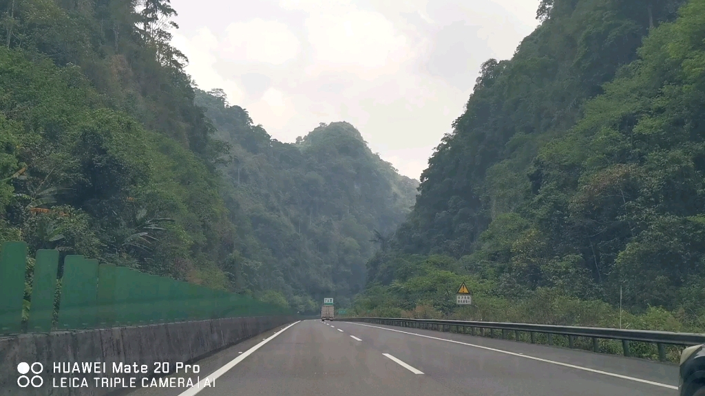 开河高速湾田停车区至蒙屏高速冷泉枢纽自驾前方展望240505