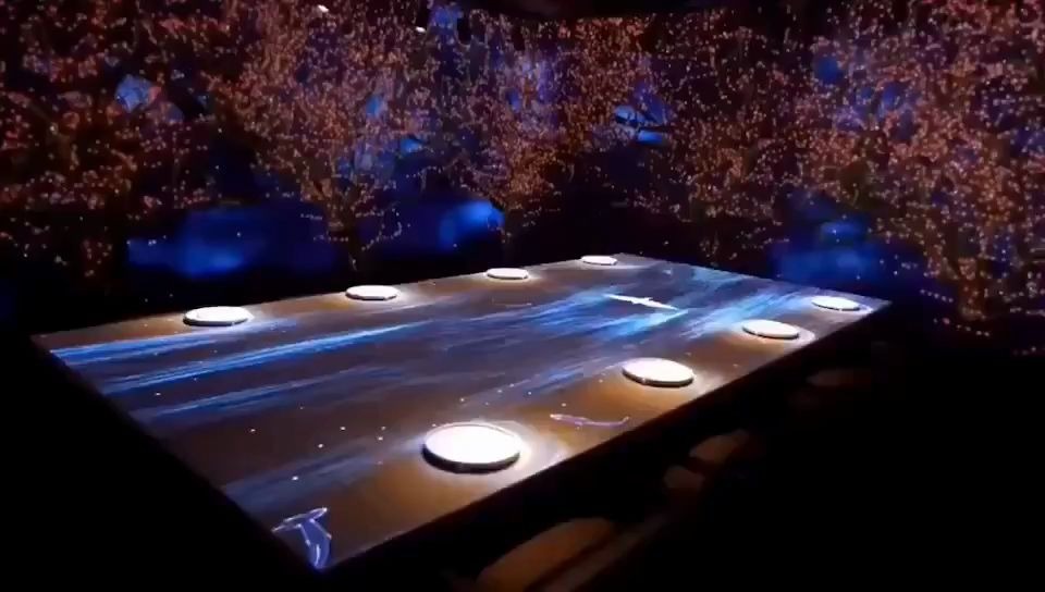 桌面互动投影桌面互动全息餐桌网红餐桌3d投影互动餐桌