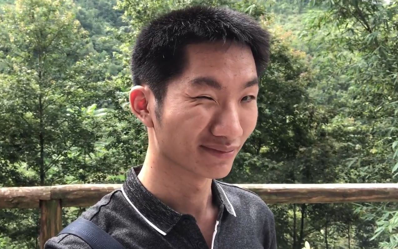 广西靓仔剪发日记我已迷上村口那老头