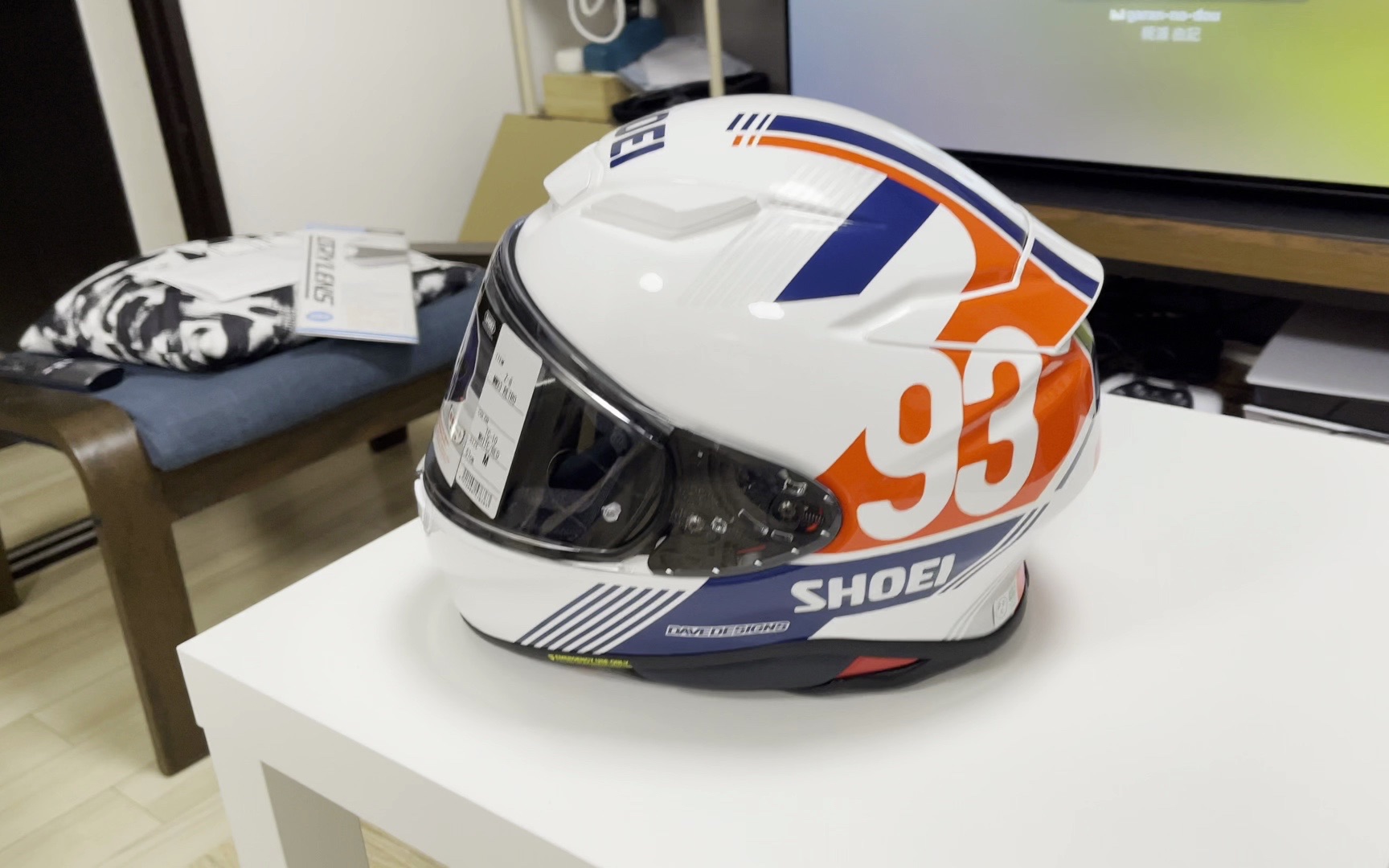 2500拿下shoei-z8德国站!头盔开箱