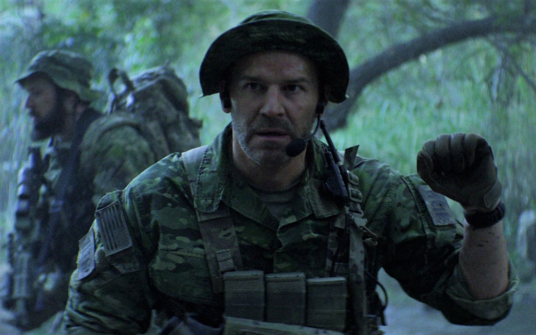 海豹突击队第一季07cia特工遭劫要价20万美元海豹6队2次暴力救援第二