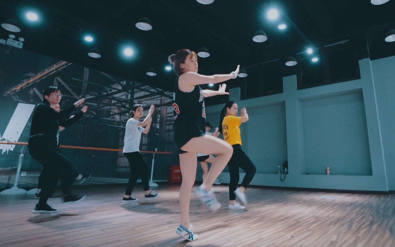 【尊巴】【热舞舞蹈会所颛桥店】上海闵行颛桥颛兴都市路 专业学舞蹈