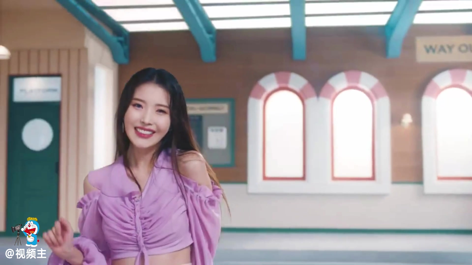 iu携新曲lilac回归mv节奏欢快风格清新甜美快跟着人间甜妹儿李知恩一