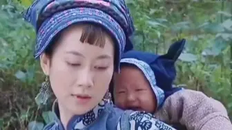 下载视频: 地流偷看寡妇嫂子给孩子喂奶 第一集