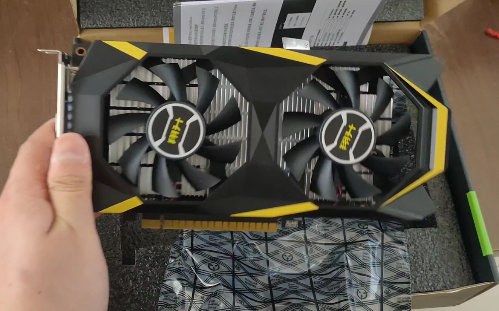 预算600,不想买二手显卡的可以看看这款,翔升gtx950m 4g 全新质保3年