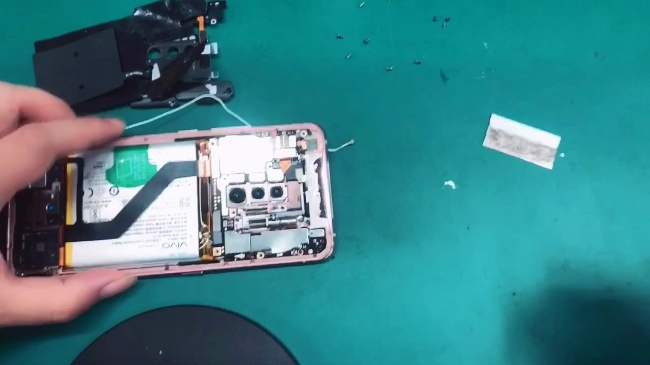 vivo x27 pro拆机全过程:手机升降摄像头无法弹出,升降慢有杂音,问题