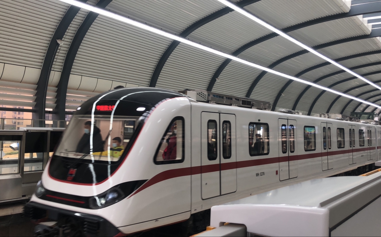 武汉地铁5号线素材2022012425