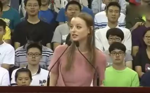 [图]来自剑桥大学的英国女留学生在北京大学的中文演讲 这才是学霸 - 窈窕的大淑女