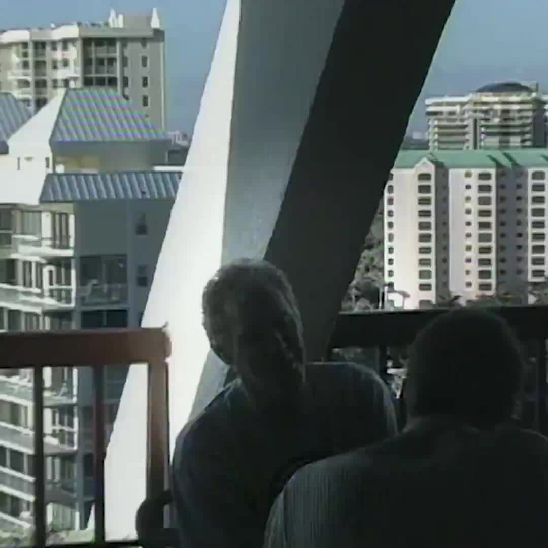 伯德和比尔.沃顿在2003年的一场友谊象棋比赛中重温旧日回忆