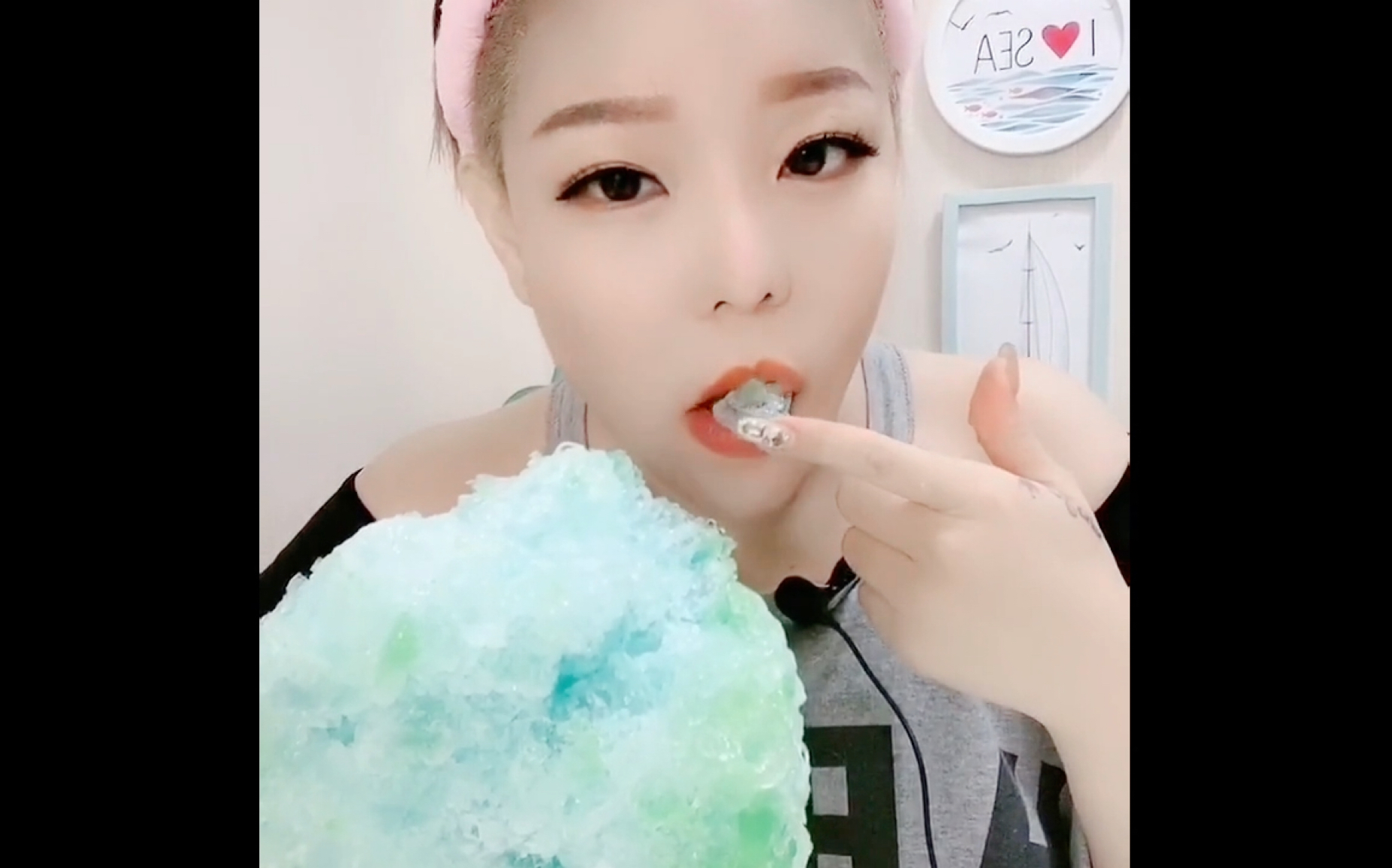 静姐吃冰海洋系