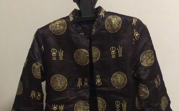 [图]二十年前的棉衣改造成两件外孙的小棉裤旧衣服改造 大人衣服改宝宝衣服