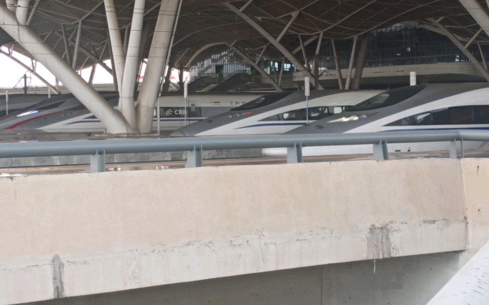 【中国高铁】g584武汉~宁波始发出站,武汉局长老鼠crh380al-2587担当.