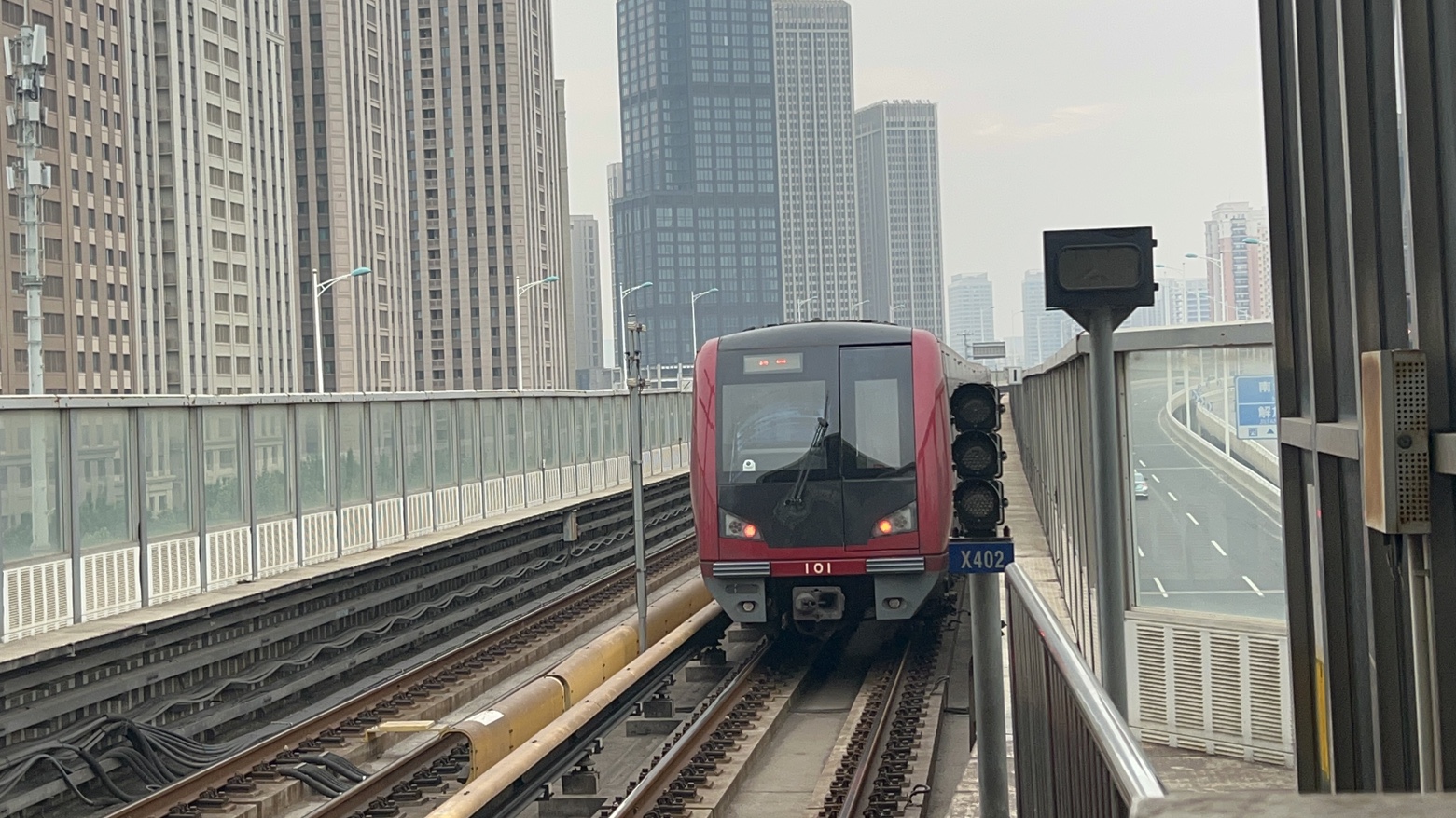 【天津地铁】1号线元老101车组复兴门出站