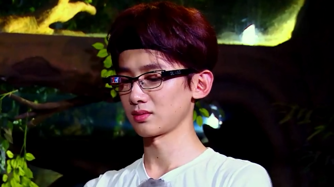 我们战斗吧:井柏然白敬亭量身高吓坏工作人员,脖子以下全是腿_哔哩