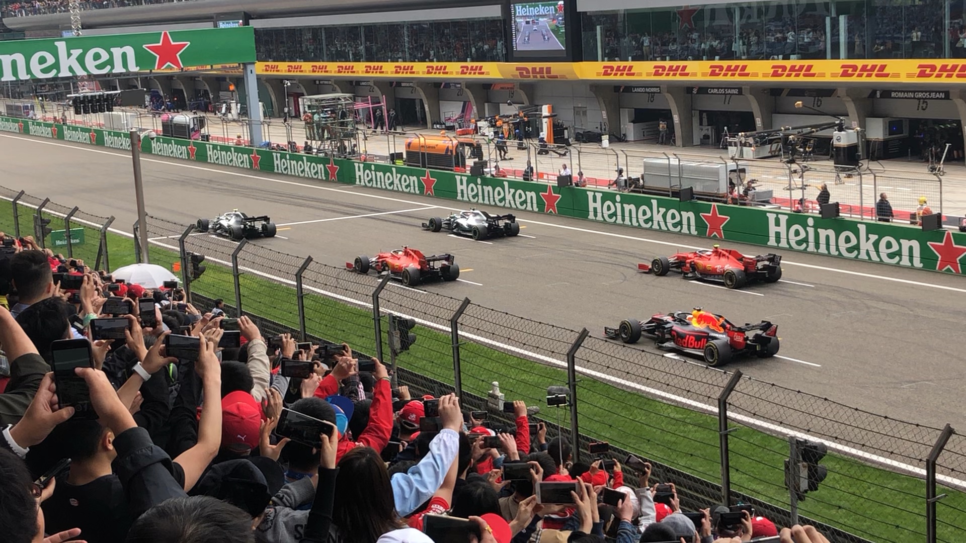 2019f1中国站发车