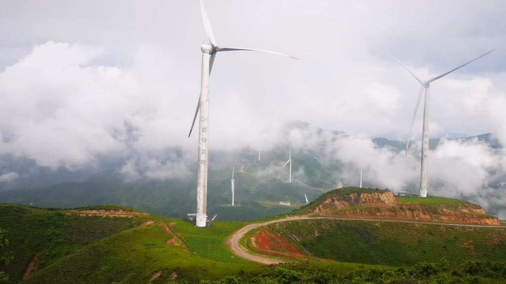 摩旅中国,登顶湖南桂阳县常宁市交界的天塘山,海拔1248