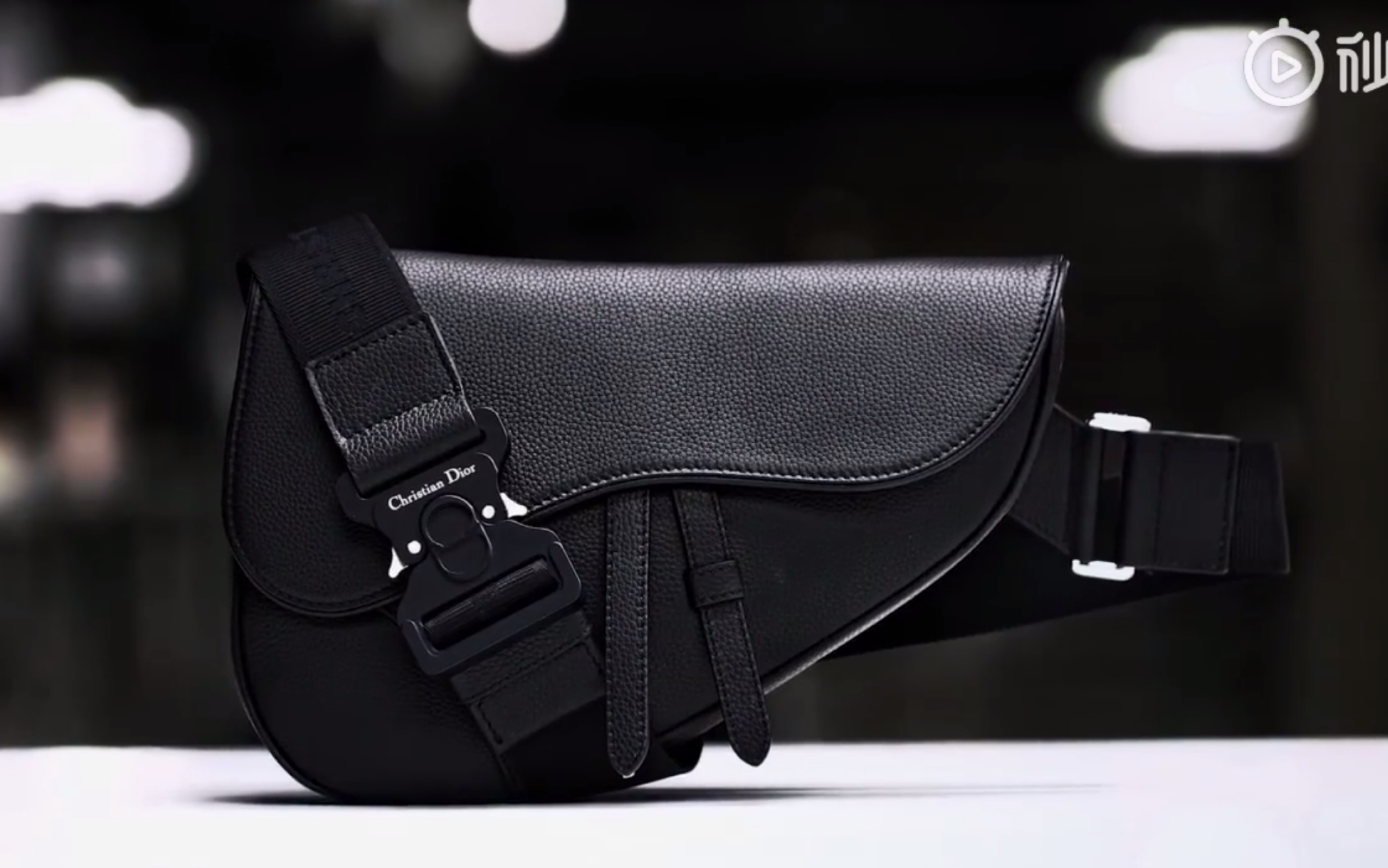 dior 男士马鞍包制作欣赏_哔哩哔哩 (゜-゜)つロ 干杯~-bilibili