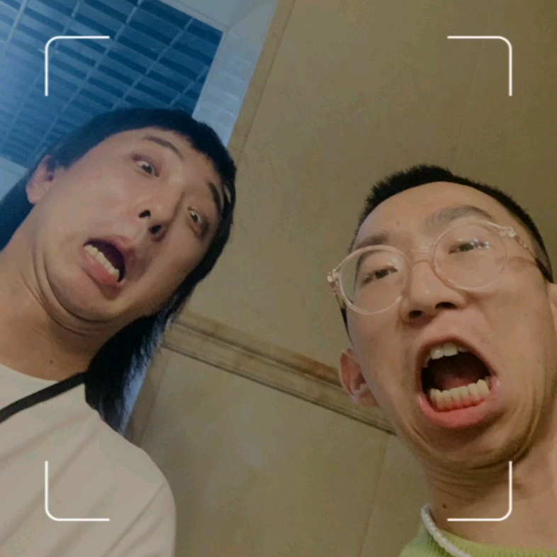 说唱新世纪看看大佬们的日常沙雕生活