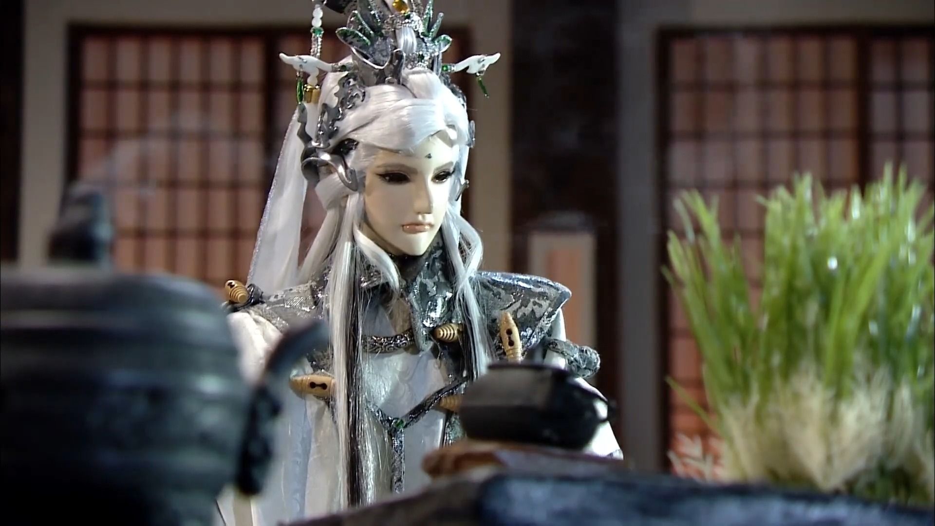 三余无梦生剧情 57-4-2.2-讨论救不救妖皇