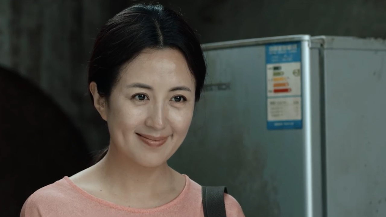 一辈子的姐弟:吃水不忘挖井人,这精神在小伙身上体现的淋漓尽致_哔哩