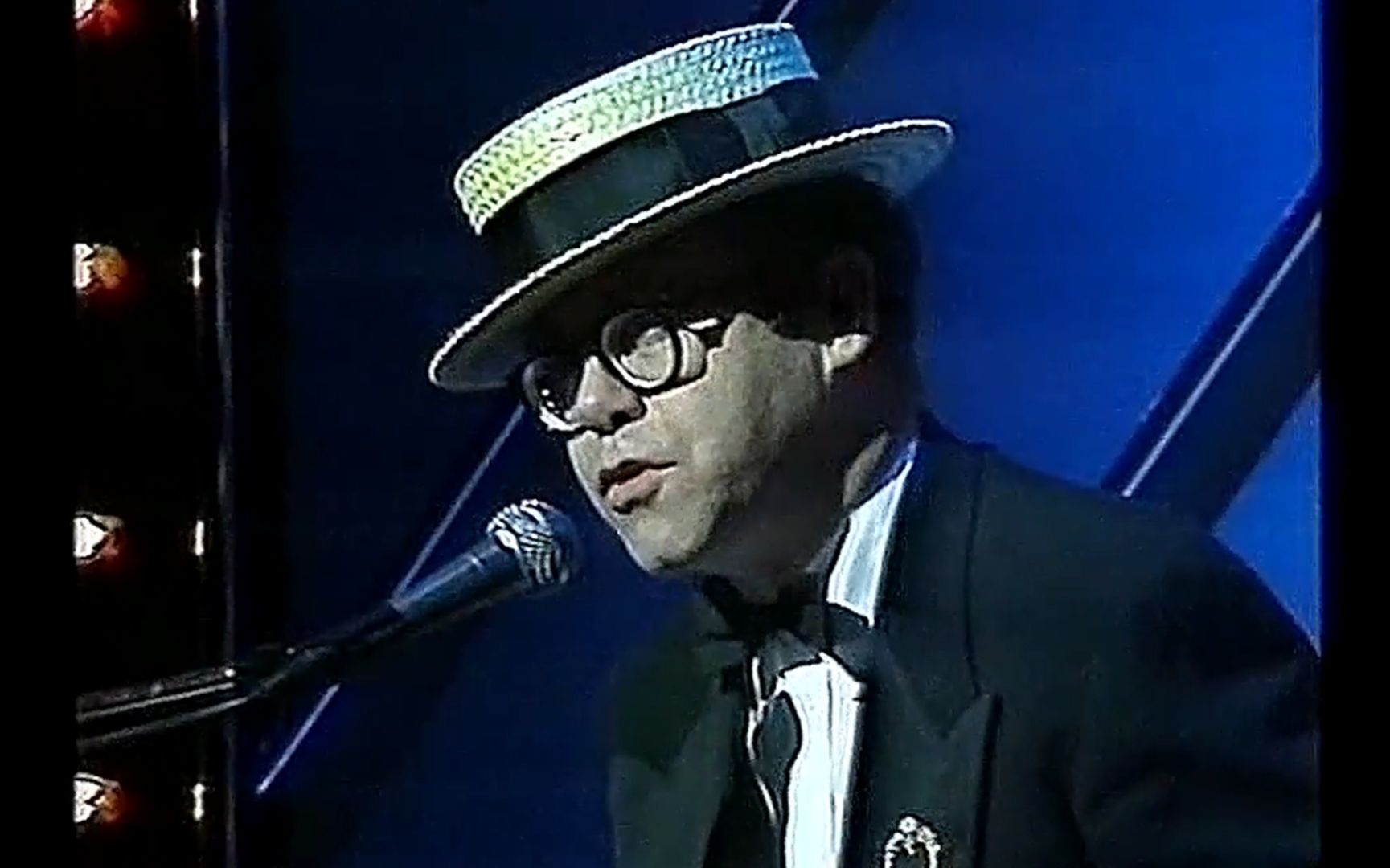 [图]【风中之烛】Elton John - Candle in the Wind (Live at Royal Gala UK 1988)