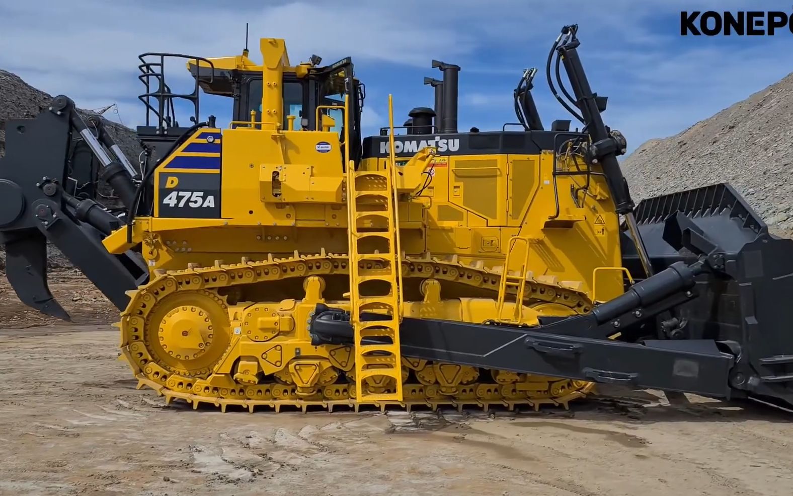 小松komatsu d475a