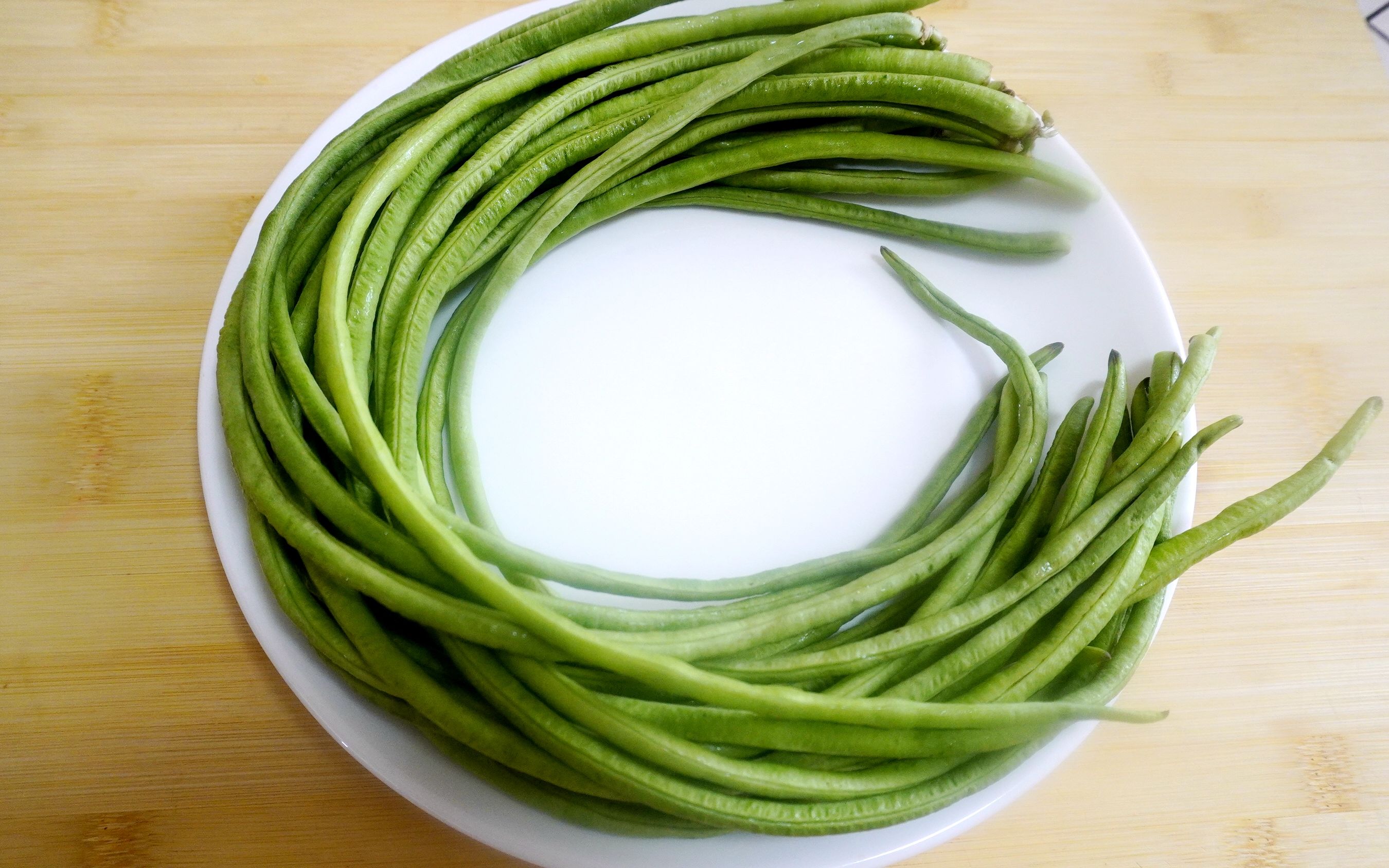 豆角这种家常做法,比饭店卖的都好吃,口感农村人都爱,还特下饭