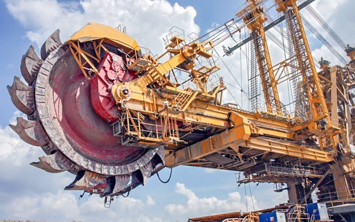 不多见的大型工程机械!令人敬畏,太厉害了