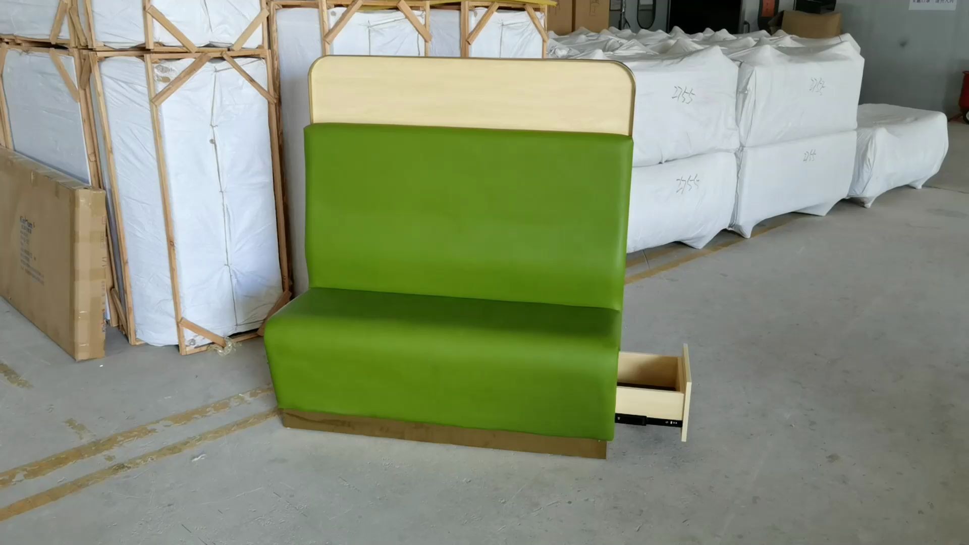 轻奢现代风格海底捞火锅店卡座沙发