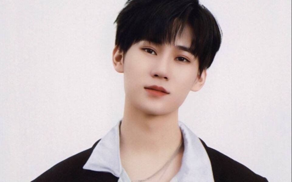 活动  【钓系男神张真源】可爱归可爱,该叫哥哥的时候还是要叫