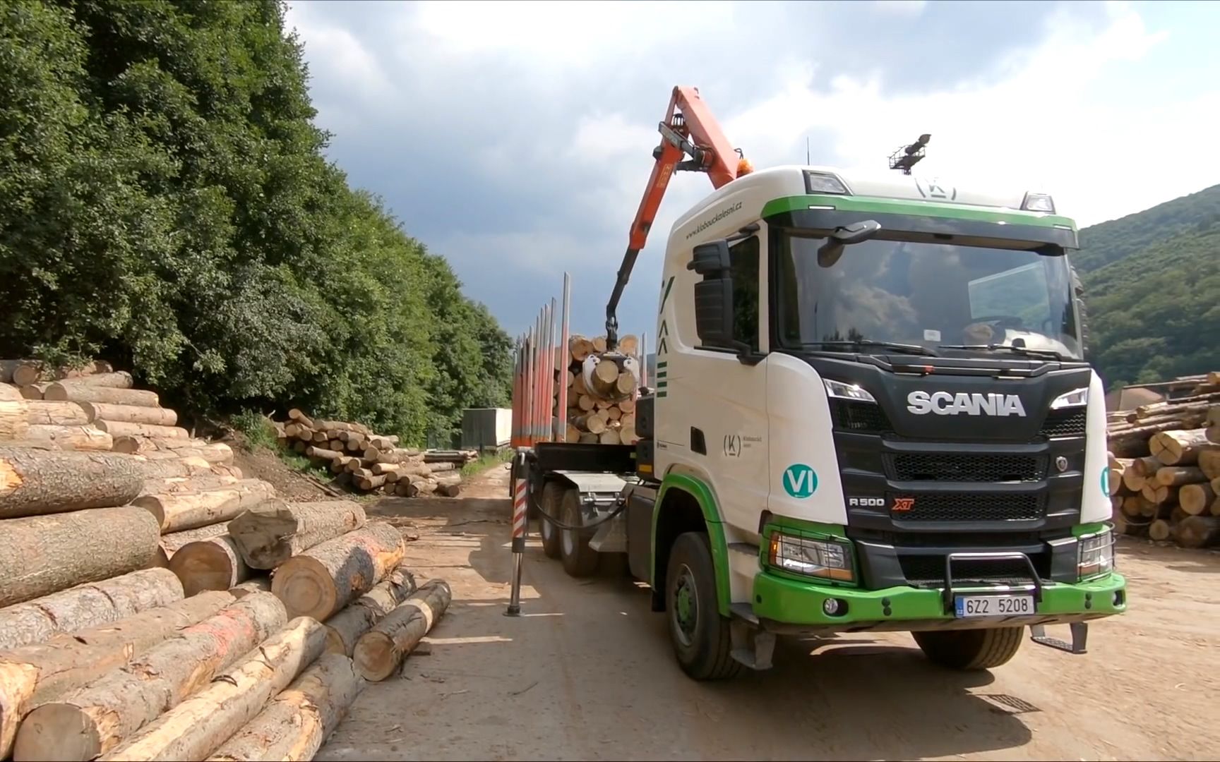 holbra斯堪尼亚scaniar500xt6x6半挂原木运输车