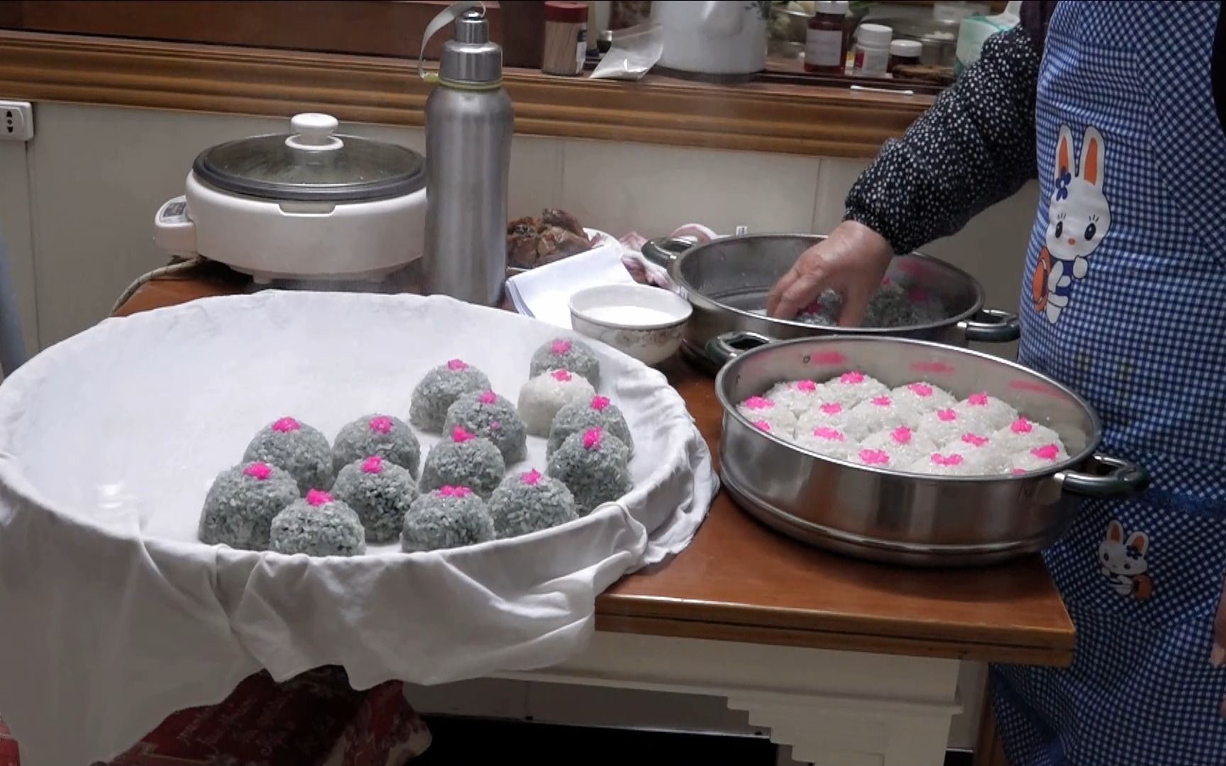 象山十大名小吃红豆团.象山人年夜饭少不团圆和甜蜜(改)