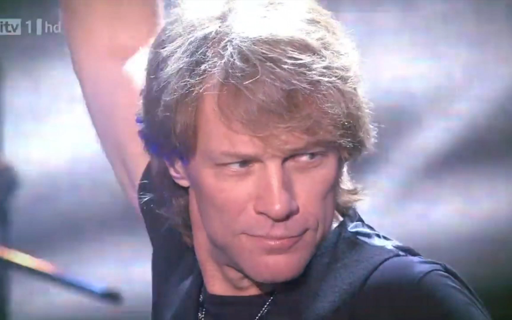 [图]Bon Jovi - It's My Life (One Night Only 2010)