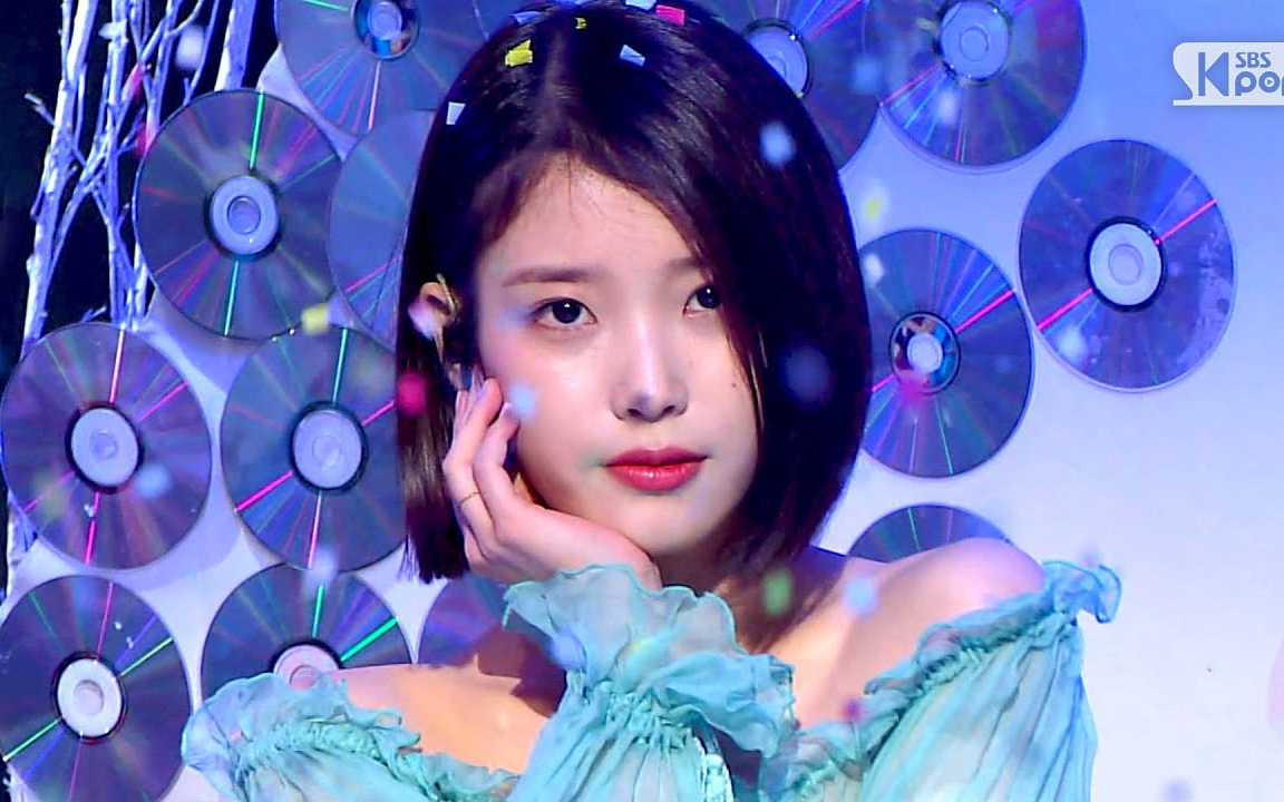 iu 李知恩 