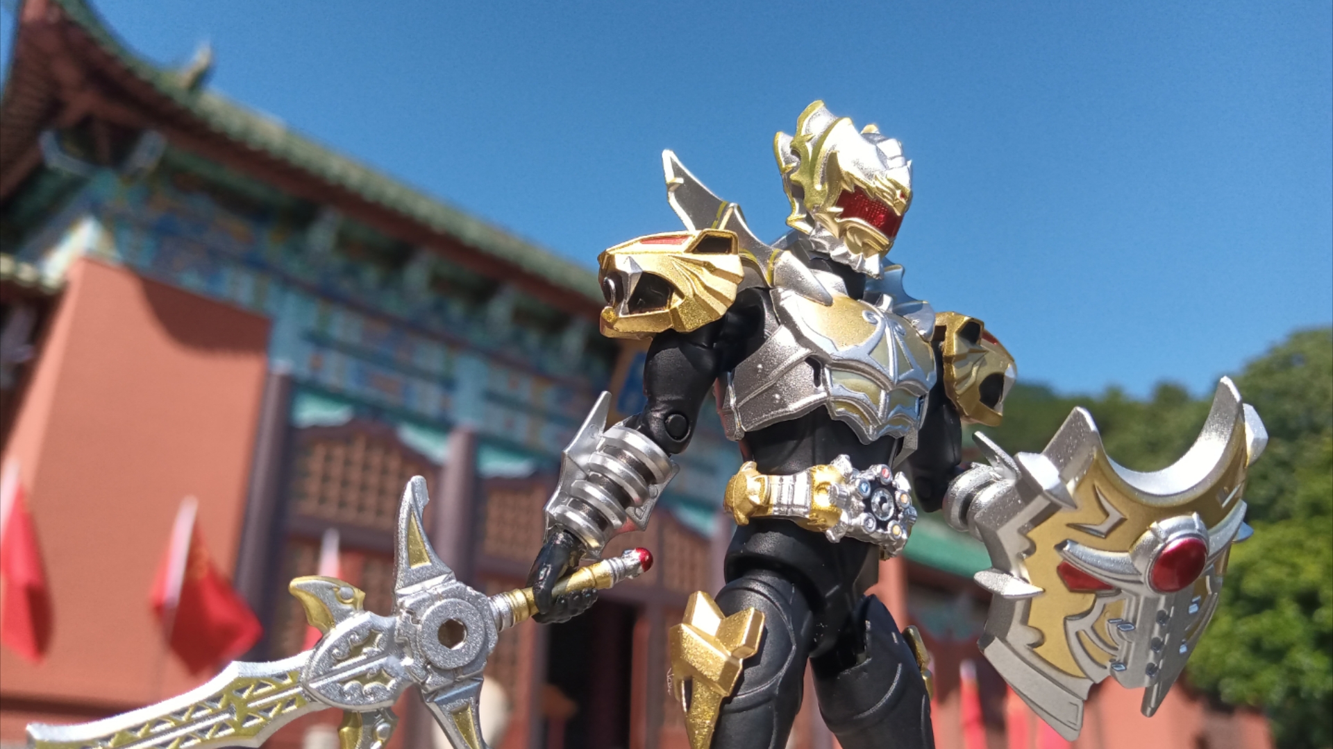 【好物分享】精涂版铠甲勇士帝皇侠开箱