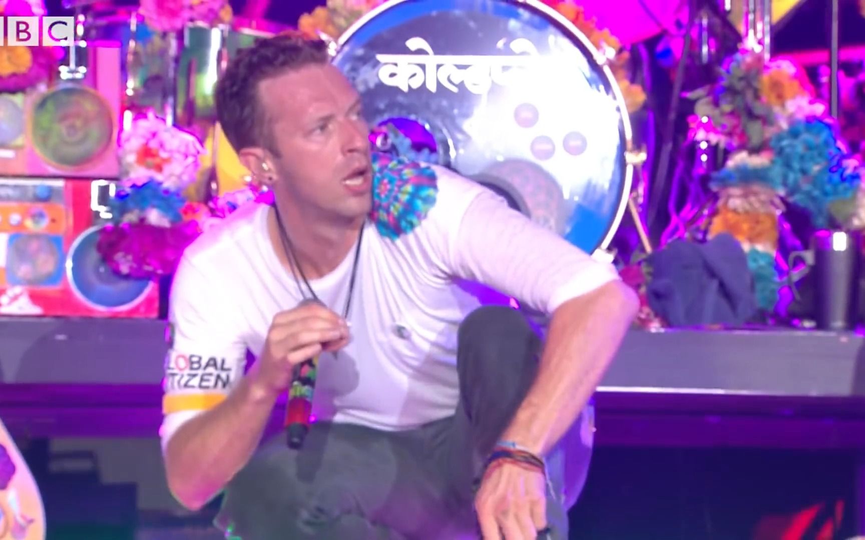 [图]【酷玩乐队】Coldplay-Adventure Of A Lifetime2016年格拉斯顿伯里!