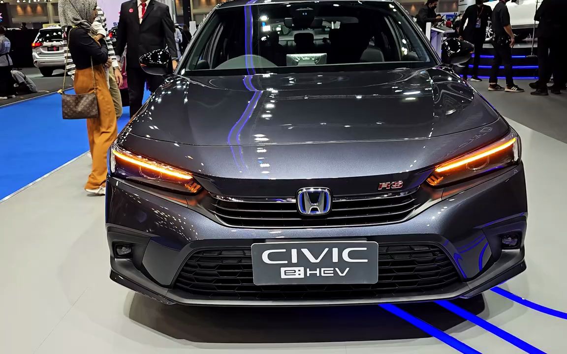 2023款本田思域2.0混动版海外亮相,外观与内饰展示